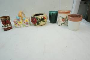 lot 144 image: flower pots