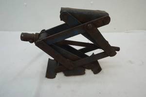 lot 169 image: jack