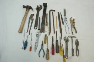 lot 172 image: tools