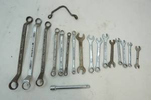 lot 173 image: tools