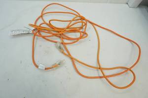 lot 211 image: extension cord