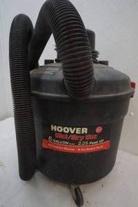 lot 255 image: Hoover wet dry vac
