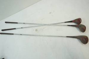 lot 279 image: Wilson golf clubs