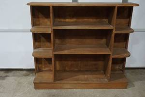 lot 333 image: wood shelf unit