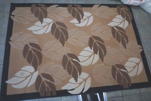 lot 363 image: area rug