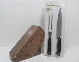 lot 61 image: Brand New Knife Block & 2 Knives