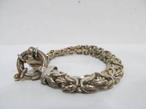 lot 66 image: Heavy Thick Vintaeg Mens or Womens Sterling Silver Link Bracelet