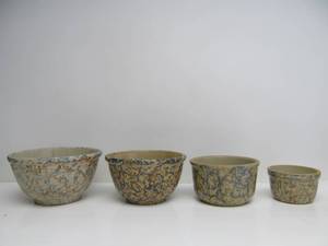 lot 71 image: Set of 4 RED WING Spongeware Bowls - Some AS IS 