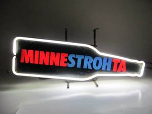 lot 85 image: Awesome STROHS Minnestrohta Neon Beer Sign