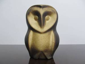 lot 131 image: Mid Century Signed DAGA Ceramic Owl Sculpture