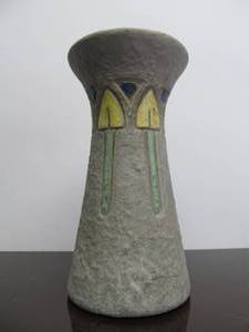 lot 135 image: Antique ROSEVILLE Mostique Art Pottery Vase