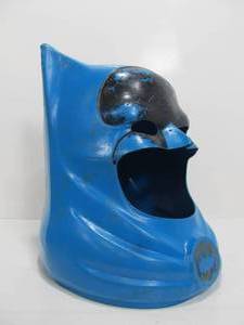 lot 145 image: Vintage 1966 Ideal Toy BATMAN HelmetMask