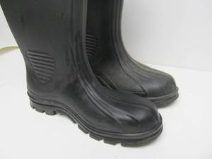 lot 185 image: New with Tags Rubber Waterproof Boots - Mens Size 11