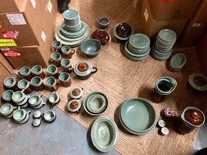 lot 253 image: HUGE Collection of Vintage 1940s-50s RED WING Village Green Dinner Ware
