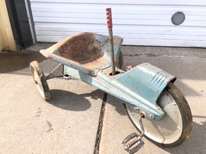 lot 228 image: Vintage Mettell VRROOM-X15 Pedal Race Car