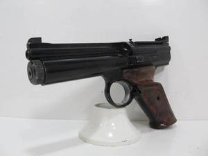 lot 105 image: Excellent Vintage CROSMAN 600 Semi-Automatic Air Pistol