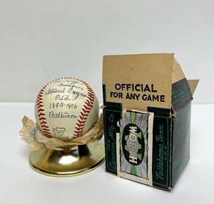 lot 259 image: Authentic Autographed 1940s Baseball by Turn of The Century Pitcher W.L. Bill Hoffer