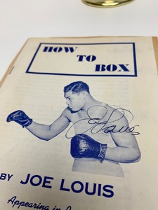 lot 258 image: Authentic JOE LOUIS Autographed Store Brochure - How To Box