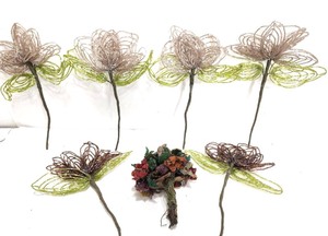 lot 274 image: Group of Antique Victorian Glass Beaded Wire Flowers