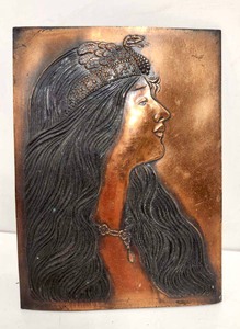 lot 290 image: Antique Bronze Small Plaque of Maiden wSerpent Headdress 
