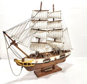 lot 304 image: Chesapeake Wooden Ship Display