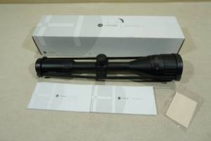 lot 43 image: Hawke Vantage IR 4-12 x 50 Mil Dot Center IR Rifle Scope
