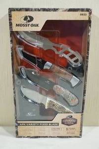 lot 71 image: Mossy Oak 4PK Variety Fixed Blade Knife Set