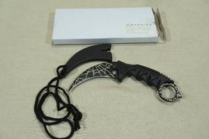 lot 89 image: Day Zero Survival Karambit Style Knife - Spider Web