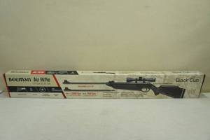 lot 105 image: Beeman Black Cub .177 and .22 Pellet Rifle with Scope