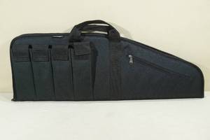 lot 196 image: Bulldog 35 Extreme Tactical Rifle Case