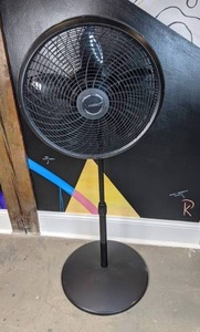 lot 45 image: Lasko Black Adjustable Oscalating Pedestal Fan