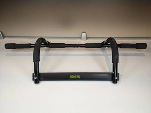 lot 72 image: Ignite Pull-Up Bar