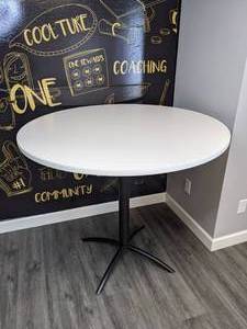 lot 124 image: White Top Round Table