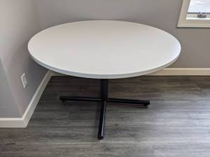 lot 125 image: White Top Round Table