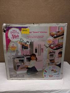lot 26 image: NEW DISNEY PRINCESS STYLE COLLECTION GOURMET SMALL PLAY KITCHEN