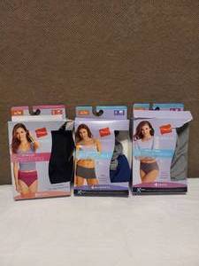 lot 35 image: NEW WOMENS HANES UNDERWEAR SIZE 6