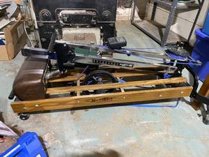 lot 2 image: Nordic Track Classic Pro Skier Machine
