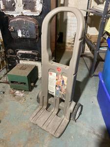 lot 7 image: Step 2 300lb Load Handler