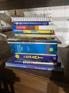 lot 22 image: Lot of Informational and Educational Books