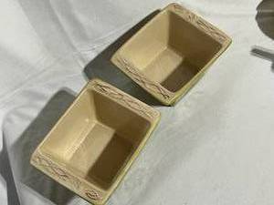 lot 74 image: Green Host Collection Bakeware