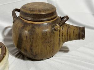 lot 77 image: Vintage Ceramic Teapot with Lid and Clock