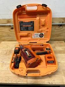 lot 44 image: PASLODE Cordless 30 DEG Framing Nailer with Battery, Charger and Case