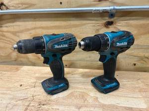 lot 93 image: MAKITA Lot of 2- XFD01 18V LXT LithiumIon Cordless 12 DriverDrills (Tools Only)