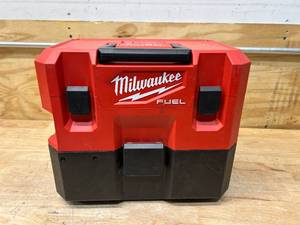 lot 7 image: MILWAUKEE M12 FUEL 12-Volt Lithium-Ion Cordless 1.6 Gal. WetDry Vacuum (Vacuum-Only)