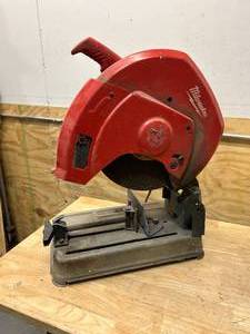 lot 110 image: MILWAUKEE 14 in. 15 Amp Abrasive Cut-Off Machine