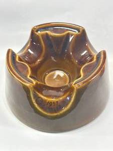 lot 49 image: Vintage MCM 1957 C. Miller Cigar Ashtray