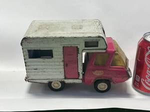 lot 58 image: Vintage Tonka Pink Camper