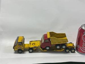 lot 59 image: Tonka Car Hauler & Dump Truck