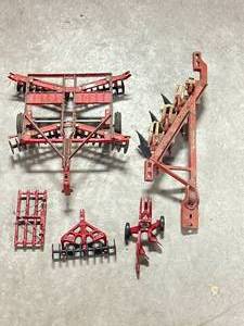 lot 72 image: Vintage Farm Implements