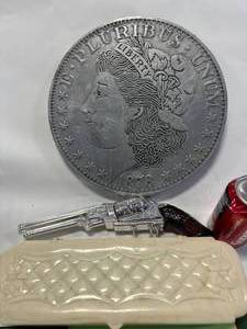 lot 111 image: Avon Colt Revolver Cologne & Plate